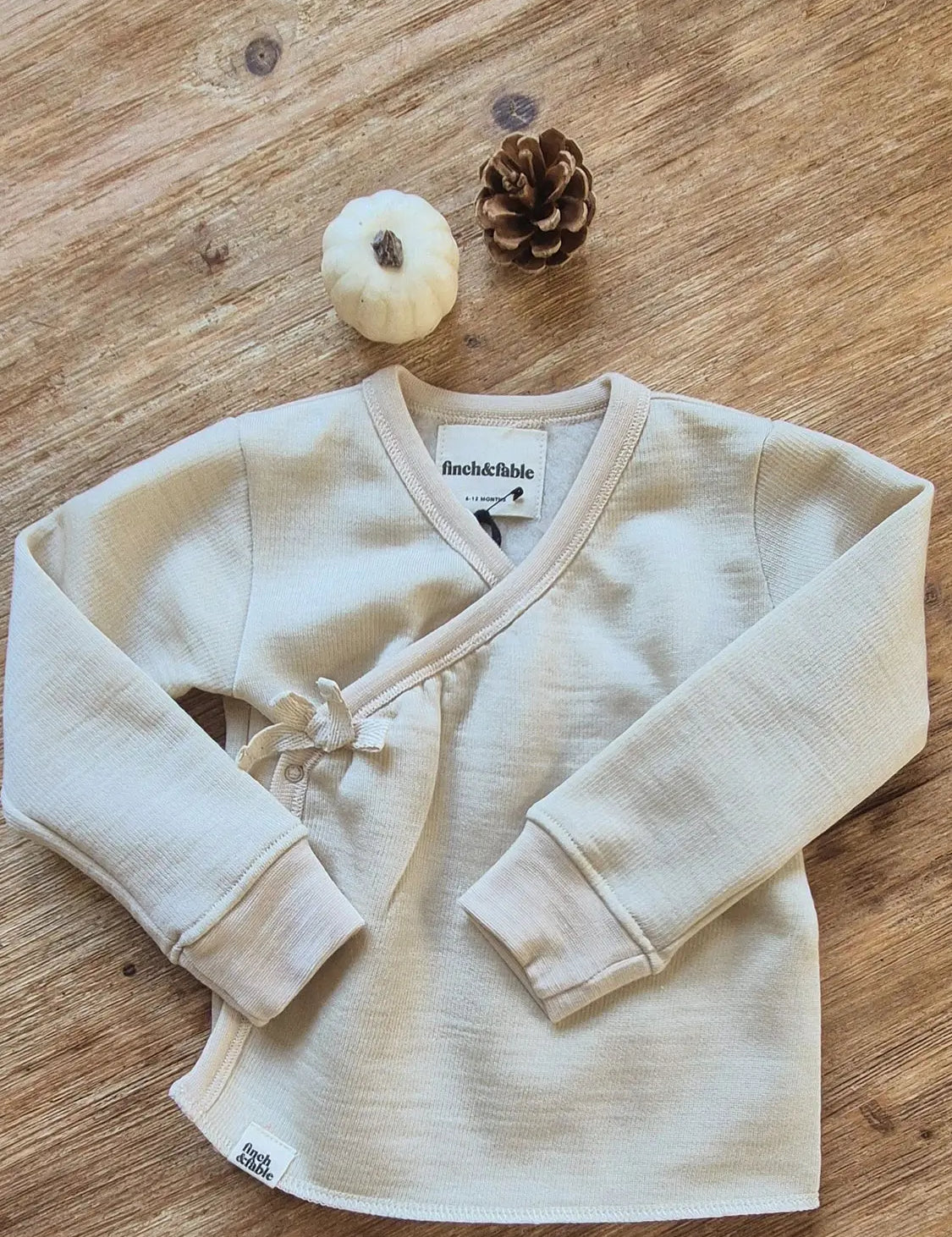 cardigan-finch-fable