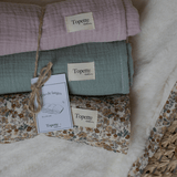 Box Naissance Complète – Gigoteuse 0-6 mois, 3 Langes & 3 Bavoirs